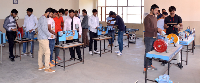 Student Activity in Lab